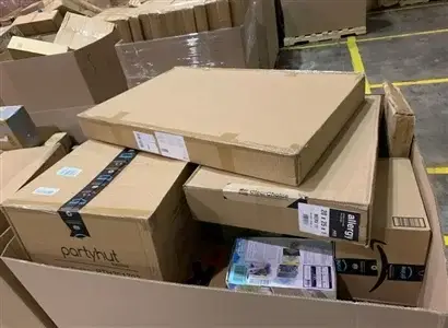 Amazon General Merchandise Truckload - Image 6