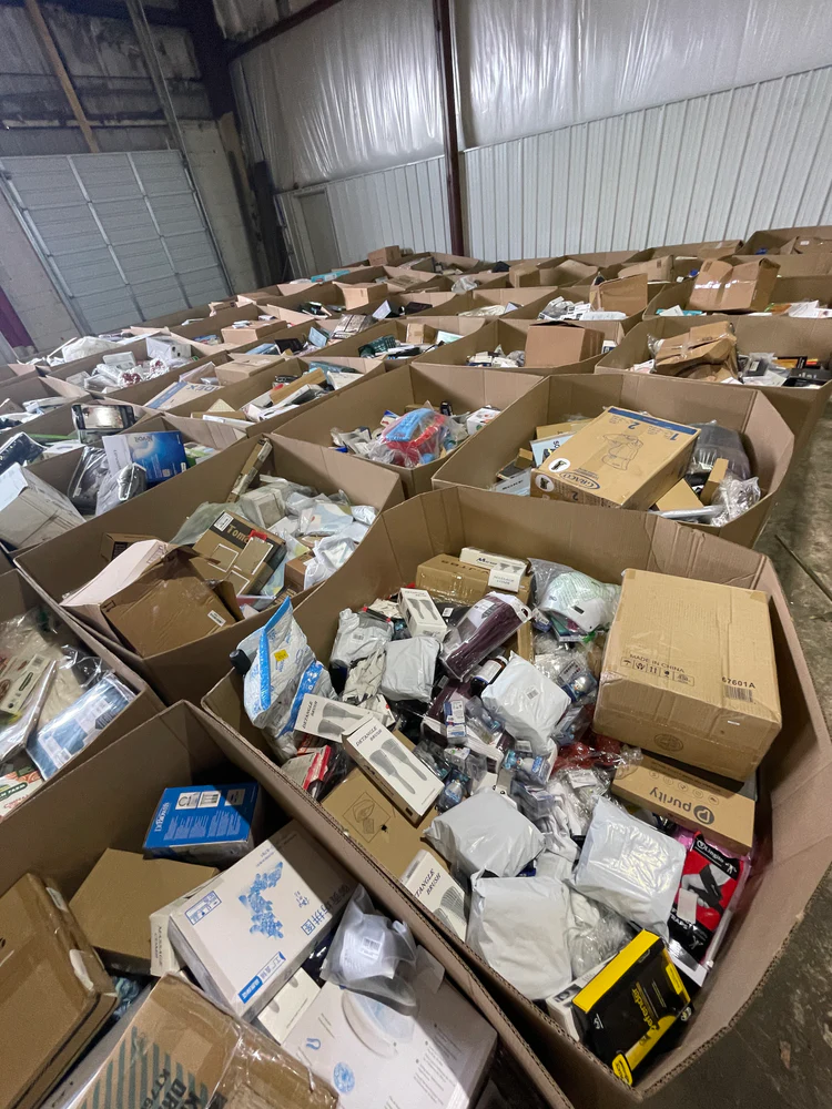 Amazon Liquidation Bin Stores - Image 7