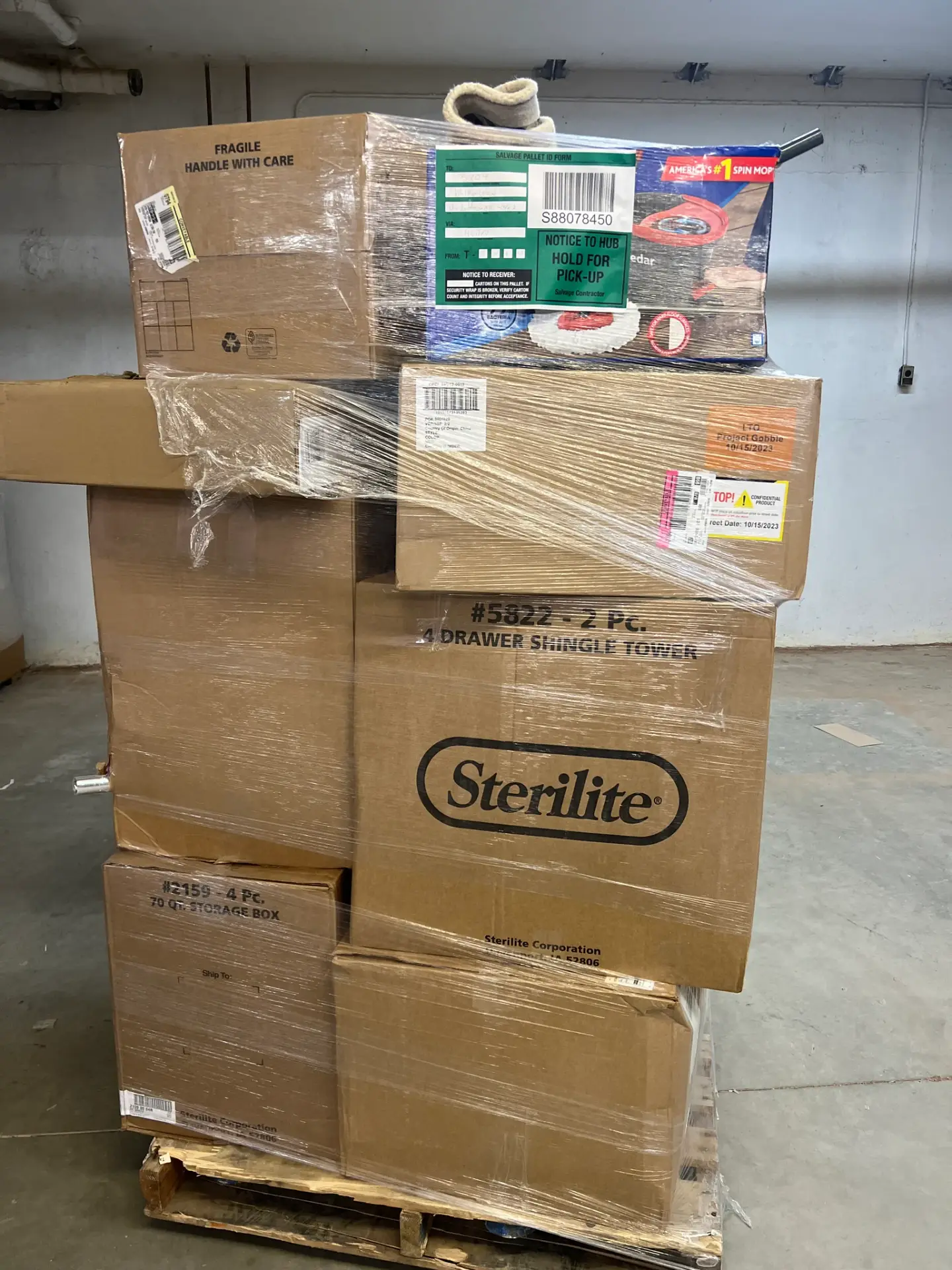 Target General Merchandise Truckload - Image 3