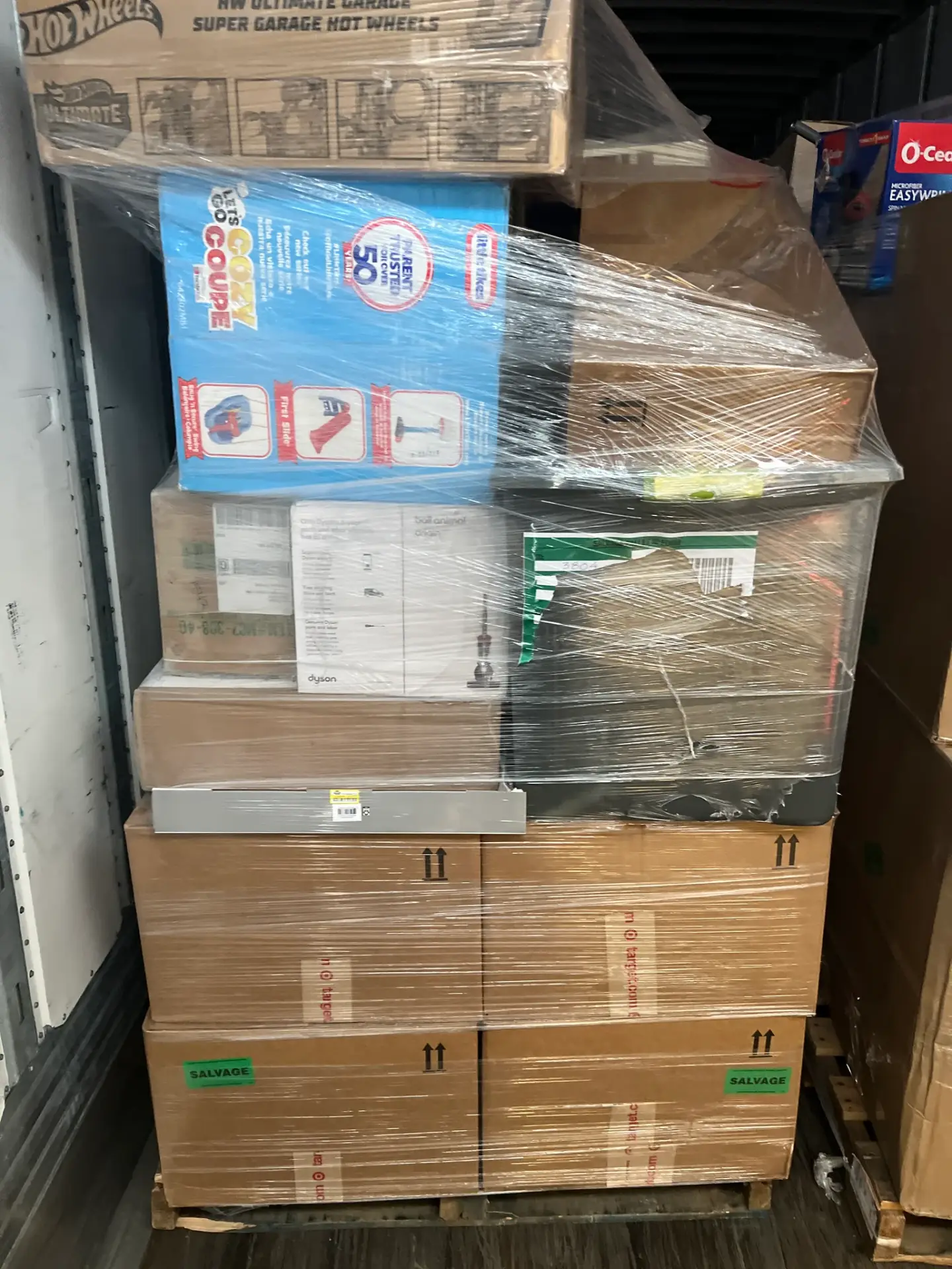 Target General Merchandise Truckload - Image 2