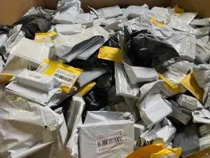 USPS Unclaimed Packages for sale - Image 7