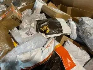 USPS Unclaimed Packages for sale - Image 2