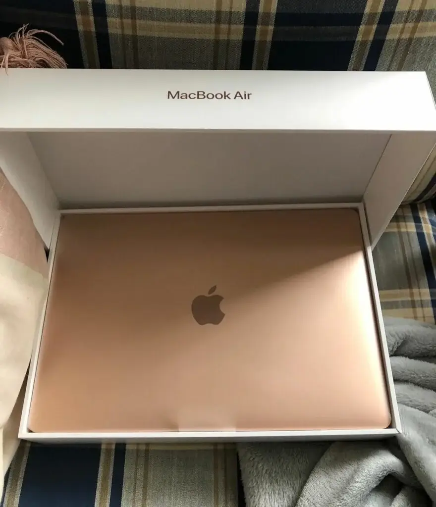 Macbook Wholesale - Image 6