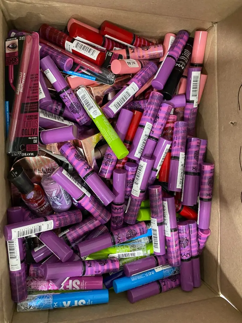 Wholesale Makeup Liquidation