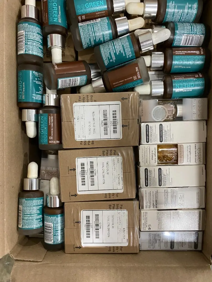 Wholesale Makeup Liquidation - Image 4