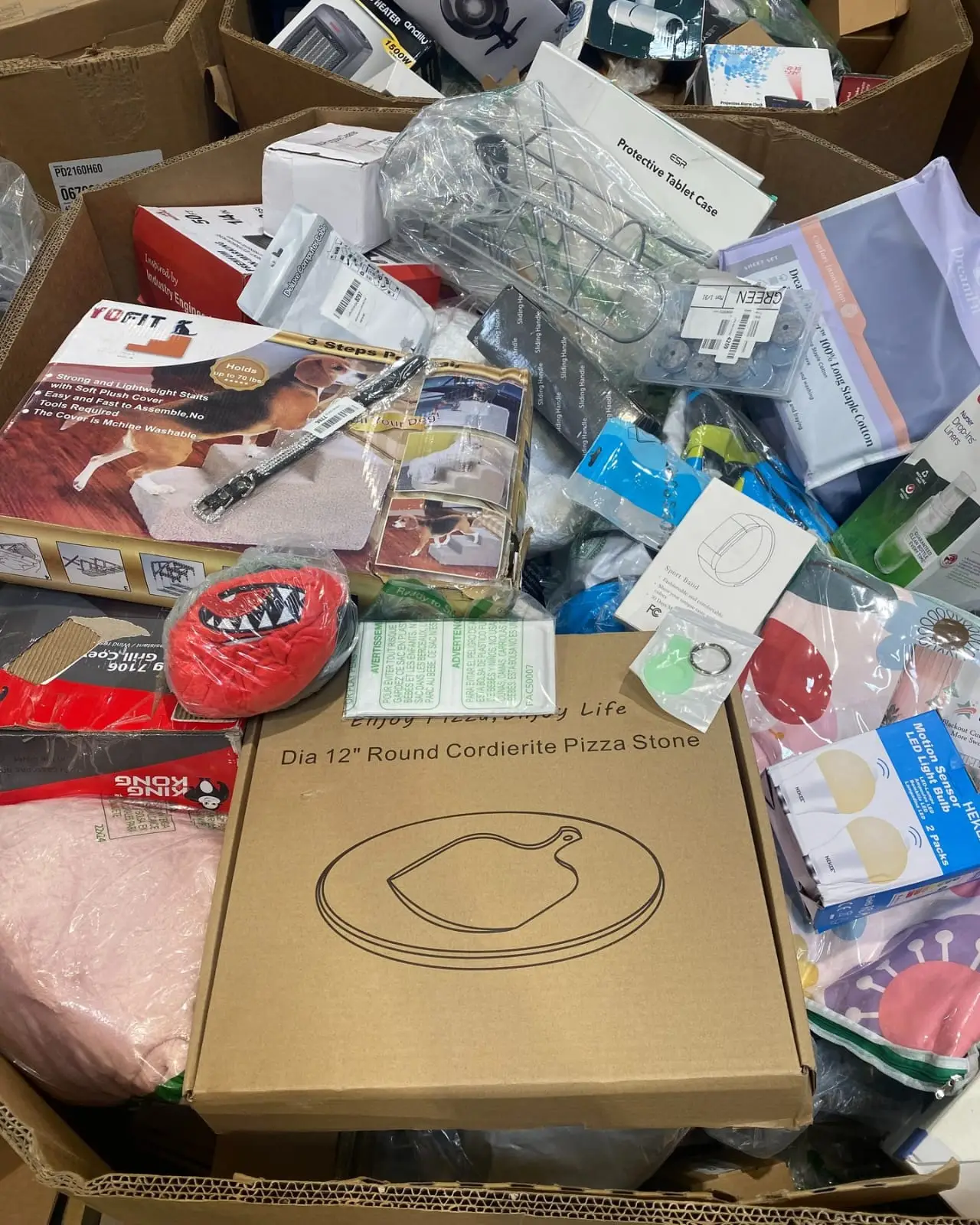 Amazon General Merchandise Pallet - Image 2