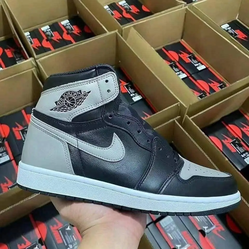 Nike Sneaker - Image 7