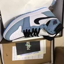 Nike Sneaker - Image 4