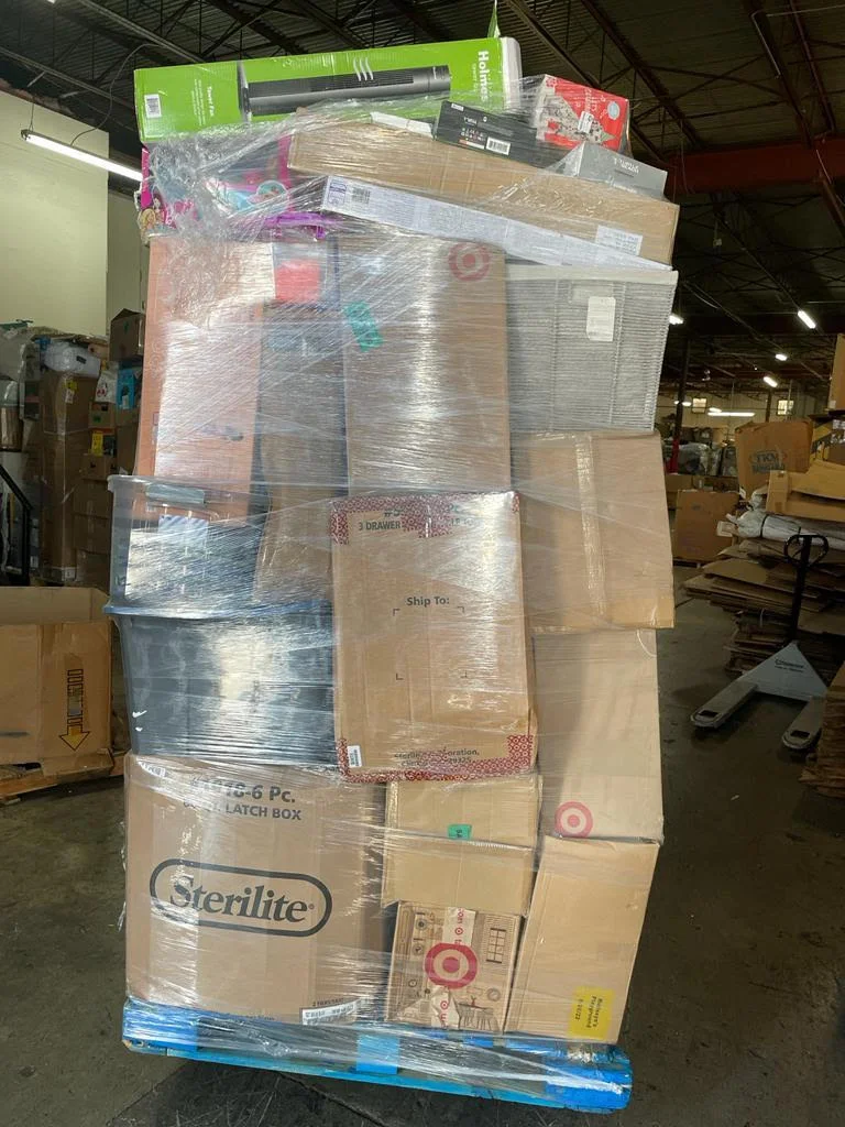 Macy's Liquidation Pallets - Image 2
